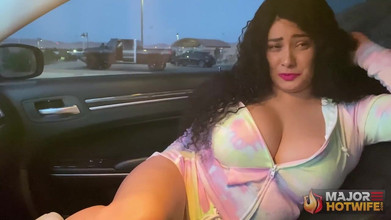 Rome Major Hot Wife: जॉगिंग हॉटवाइफ कार की सवारी