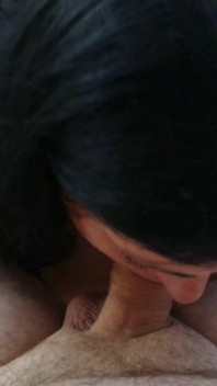 这个继母是一个喜欢鸡巴的热辣屁股熟女