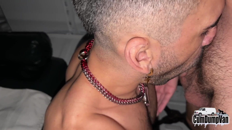 Cum Dump Van: Cadela fodida em depósito de porra crua, gang bang interracial...