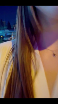 Hej, pojď sem tě políbit! Noční procházky jsou úžasné, že?