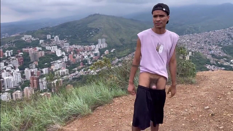 vergar4_daviid: Si gode la cannuccia all'aperto