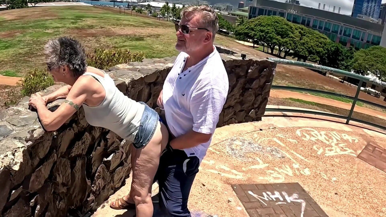 FromThisNight: Пародія на навчальний фільм про субредитів