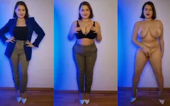 Kamu berfantasi tentang rekan kerjamu yang seksi lagi buka baju dan nungging, sambil pamer lekuk tubuh aduhainya