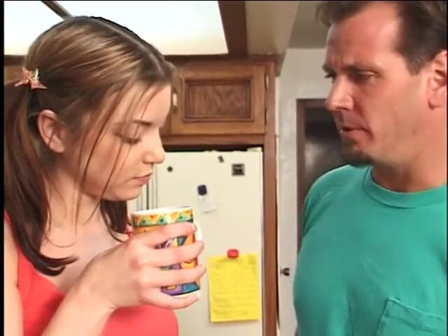 Sex Karma: Ragazzina succhia e scopa un grosso cazzo