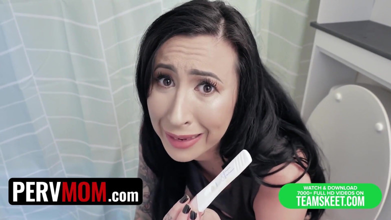 PervMom: PervMom - 角質クーガーはホットスタッドの巨大なコックに乗り、彼に彼女の熟女の猫の中に射精させます