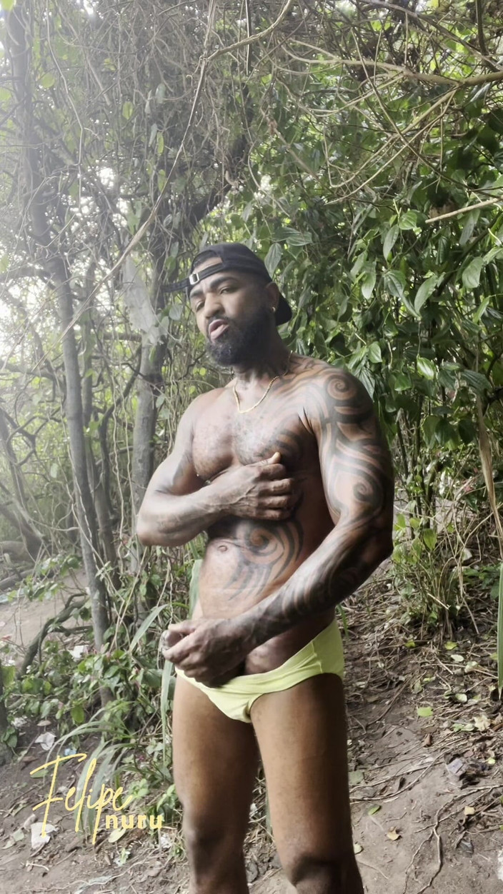 Felipe Nuru: Giocando a Uno sulle tracce