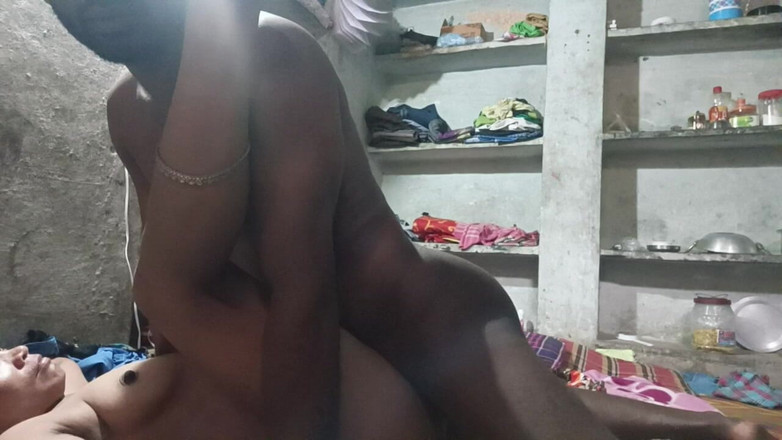 Hharr9898: 남친을 따먹는 소녀