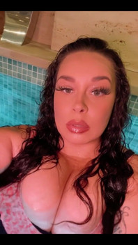 Pretty in a Pool