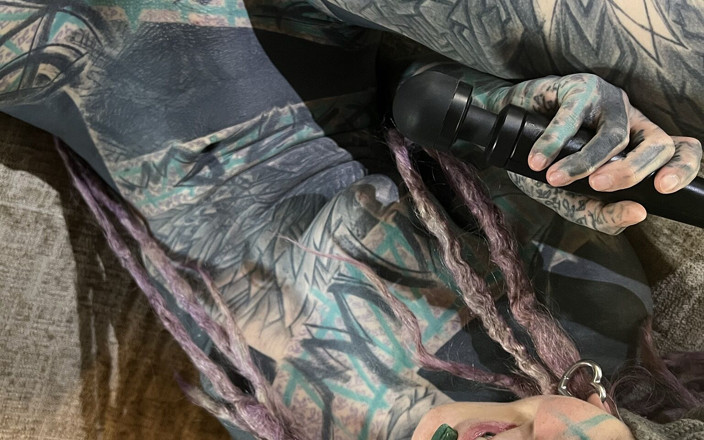 Anuskatzz: Alt Tattoo Couple Perverse Adventures ao ar livre em viagem