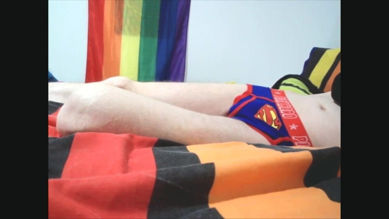Custom Videos: Chơi trong đồ lót siêu anh hùng với bắn tinh