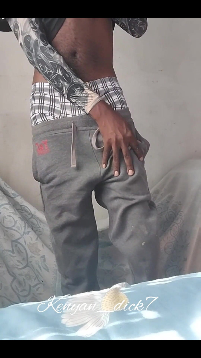 Kenyandick: Bărbat negru sexy