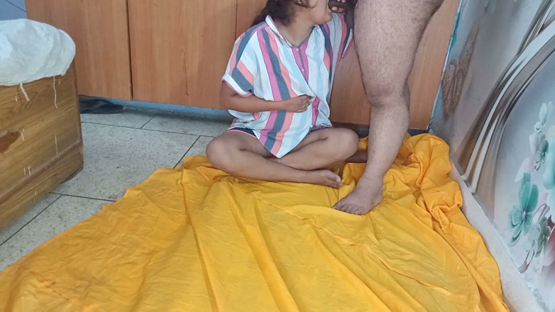 AnnielLo: ปากที่มีทักษะของแฟนสาวบูชาควยของเขาที่โรงแรม