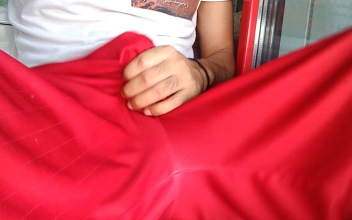 AlexAlejandro13: Masturbation auf der veranda heiß
