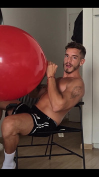I Love Playing with Balloons