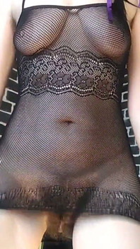 MILF ร้อนแรง เต้นยั่วเซ็กซี่ แสดงริมฝีปากหีอวบอิ่ม ร้องครางดังเมื่อน้ำแตก Ginnagg