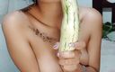 Reina Fantasy: I masturbate with a cucumber while I imagine your cock