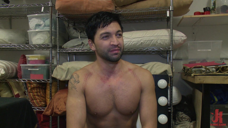 Kink Men Classics: Dominic pacifico: gang scopata da strani uomini