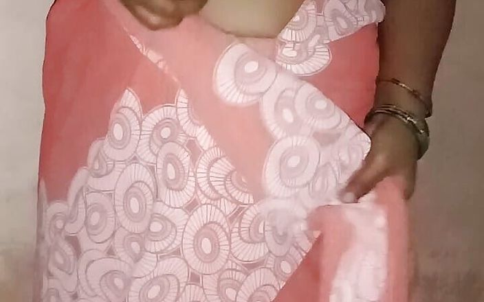 Tamil Anti Uma: Tamil Uma Was Wearing Saree I Went Near Her and...