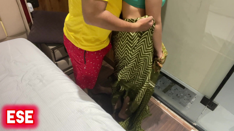 Sammy Sins: Cikgu India mengongkek pelajarnya semasa belajar