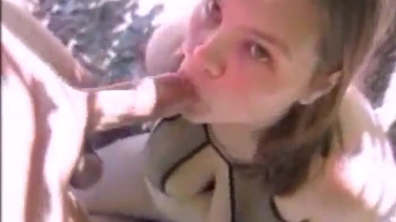 Fat House Wife: Manželka svázaná ke stromu kempu je ošukaná cizími lidmi do...