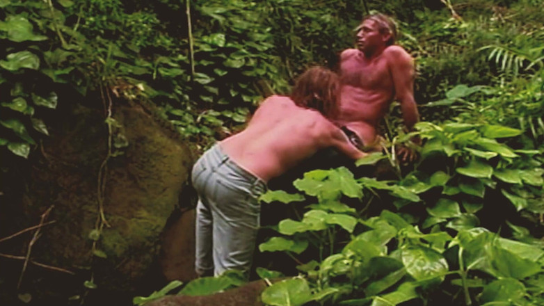 SEXUAL SIN GAY: समलैंगिक द्वीप दृश्य-2_two मांसल समलैंगिक पुरुष जंगल में जोरदार चुदाई कर रहे हैं