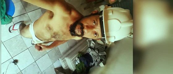 Stink HairyMale: Prasečí děvčátko masturbuje