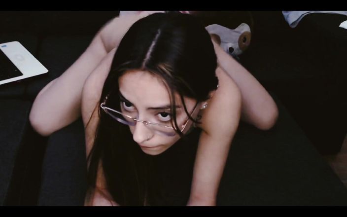 MartiiAciar: Come I'll Show You My Pussy Daddy! I Like to...