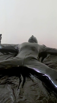 Gloomy's Toy - Alex Latex