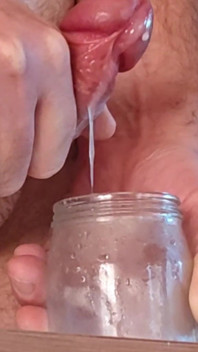 Cicci77 After Going to the Barber to Shave Pedro and His Testicles Returns Home to Discharge All the Sperm Produced