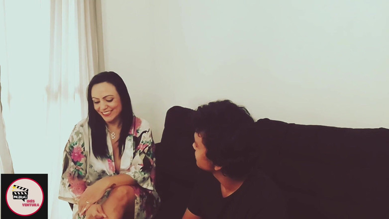 Raquel Cardoso Da Rosa: Komşumun oğlu tuvaletimde mastürbasyon yapıyor