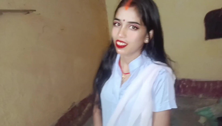 Kumari sushma: ครั้งแรกที่แฟนสาวอินเดียน่ารักเย็ด outdoor