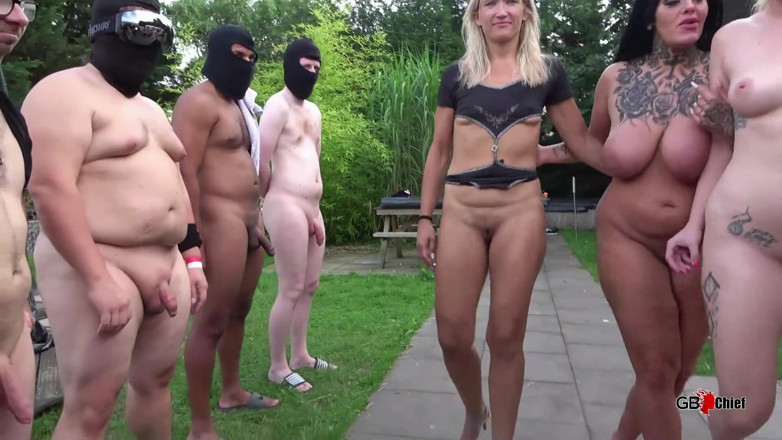 GangBang-Dream: เย็ดหมู่กลางแจ้งแบบร่านๆ กับ Melina-may และ Ashley-cumstar