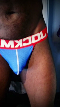 Yo, Con Mi Suspensorio, Muestro Mi Bulto Gordo Y Luego Domino Con Mis Pantalones Cortos Blancos.