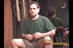 Erotic Lezdom: Di sebalik tabir aksi lesbian