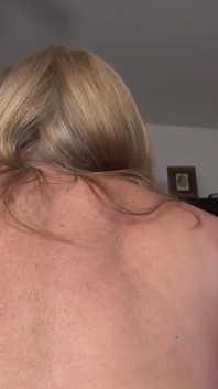 Tantejudys - je rondborstige rijpe stieftante Alyssa - taboe pov