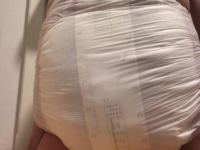 Diaper Twink`s Dirty Diaper (Norsken77s ABDL page)