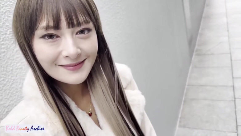 Asian cutie: Asiatisk ängel 28300