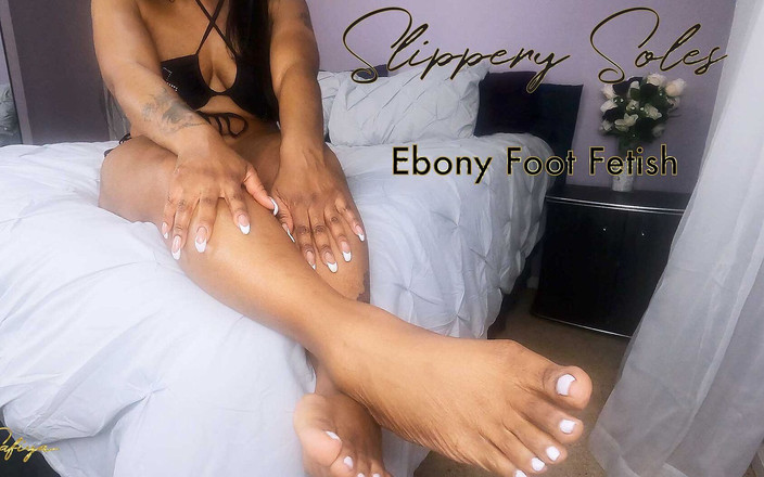 Miss-Safiya: 湿滑的脚底 - 黑人恋足癖