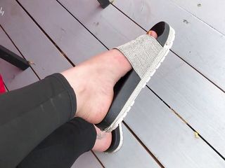Goddess Misha Goldy: My new shiny slippers dangling everywere outdoor