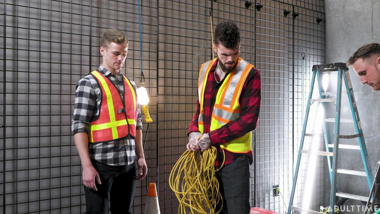 Heteroflexible: Heteroflexible - 핫한 창고 쓰리섬에서 조나단 테일러를 위한 해틀러 구리우스와 블레인 O'connor 정욕