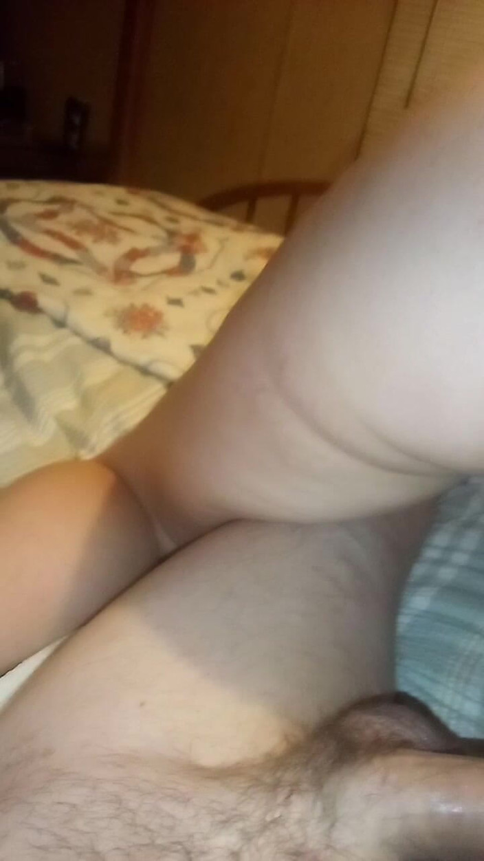 JolisaXXX: Vợ được đụ và chảy tràn tinh dịch