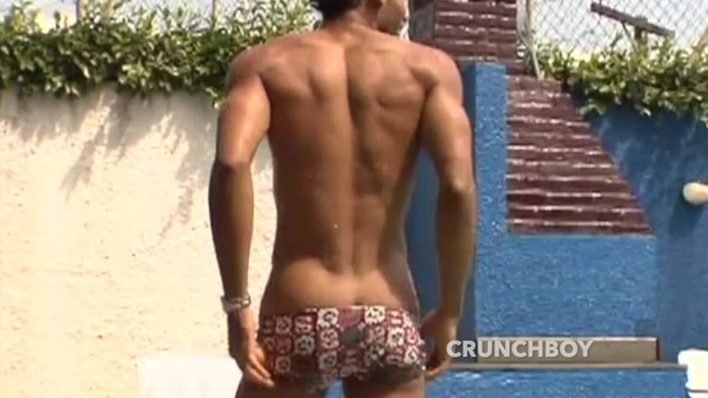 The fuckers raw studio: İki seksi latin oğlan plajda eğlence için prezervatifsiz sikişiyor