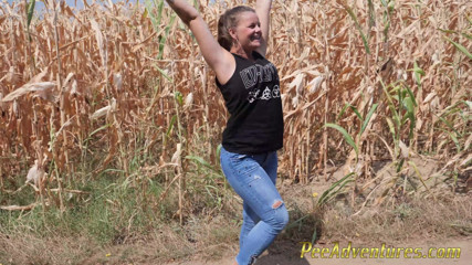 Pee Adventures: BBW tattooed girl pee her jeans outdoor