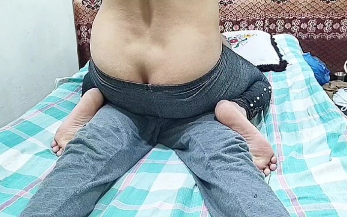 Pakistani CoupleX: Zadek indické desi macechy