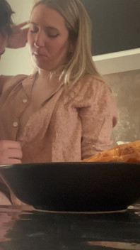 Eating Her Pussy for Breakfast, Yum!