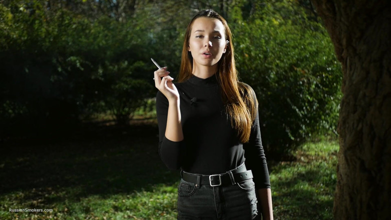 Russian Smokers: Seductive Russian Beauty Smoking Cigarette Outdoor Vibes