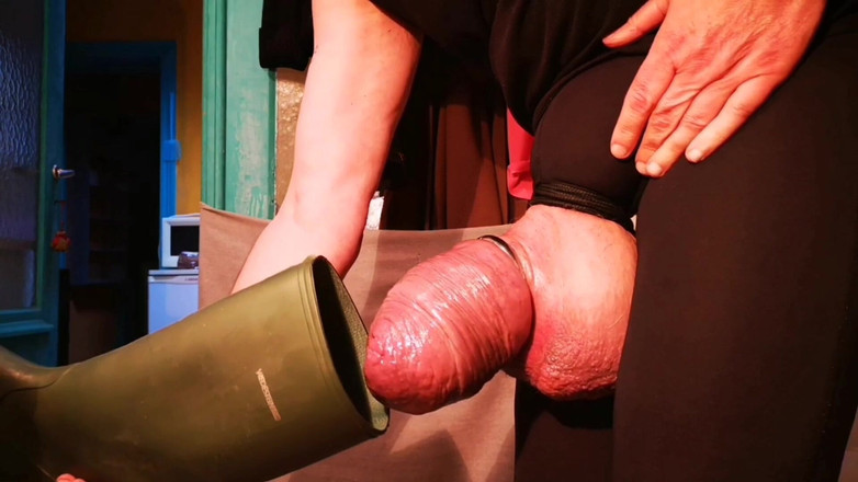 Monster_Meat_: कॉकज़िला शो /चरम कॉकपंपिंग