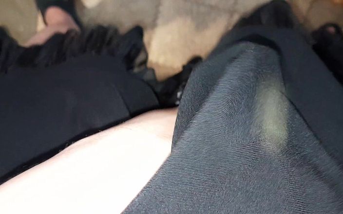 Lesbian-candys: Aku lagi asik masturbasi pacar lesbianku