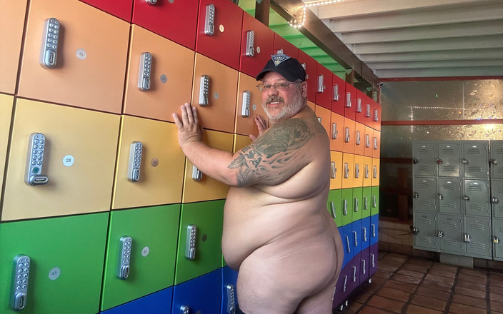 Hand-Free-Daddy-Chub: 10 minut zbrusu nové ruce bez velkých tátových koulí