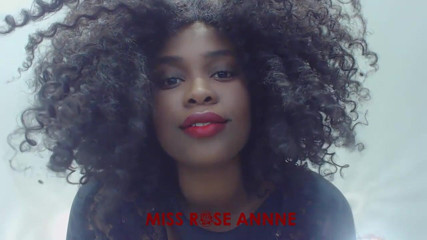 Insomnia Domina: Small men lost in juice red lips
